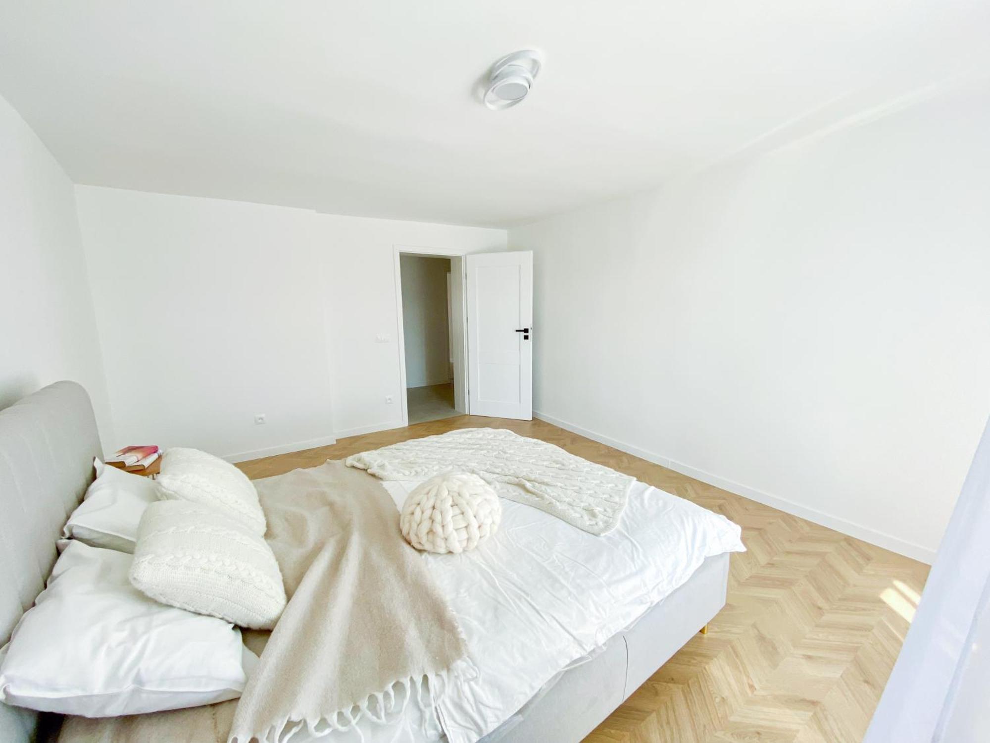 Apartament Bialy เยเลเนียกูรา ภายนอก รูปภาพ